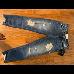 New w/ Tags Mother Jeans! Celebrity Style. Size 25